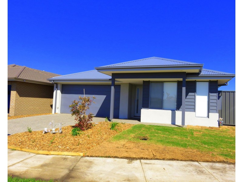 30 Cooney Circuit, Kalkallo VIC 3064