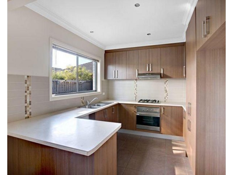 97 Vincent Drive, South Morang VIC 3752