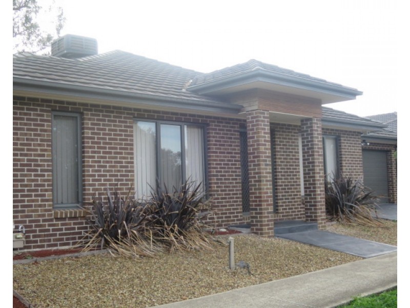 97 Vincent Drive, South Morang VIC 3752