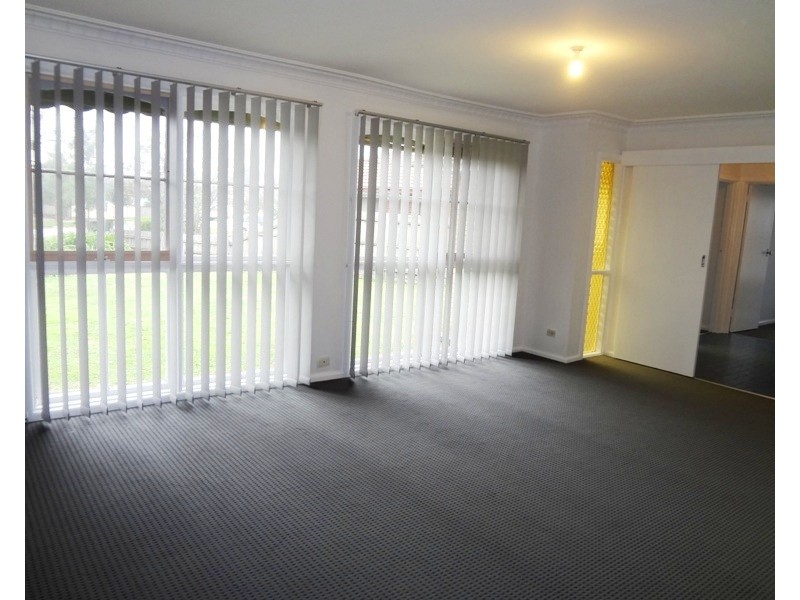 12 Magnolia Court, Lalor VIC 3075