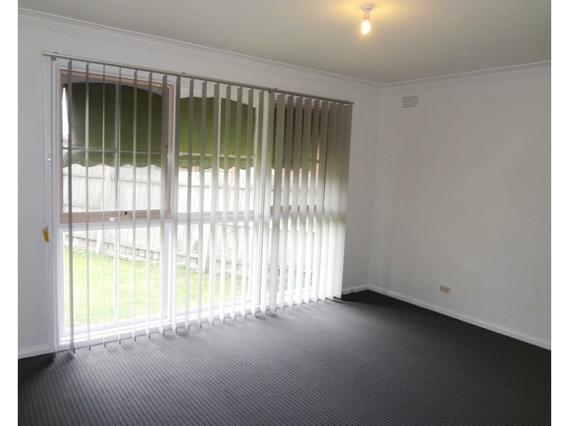 12 Magnolia Court, Lalor VIC 3075