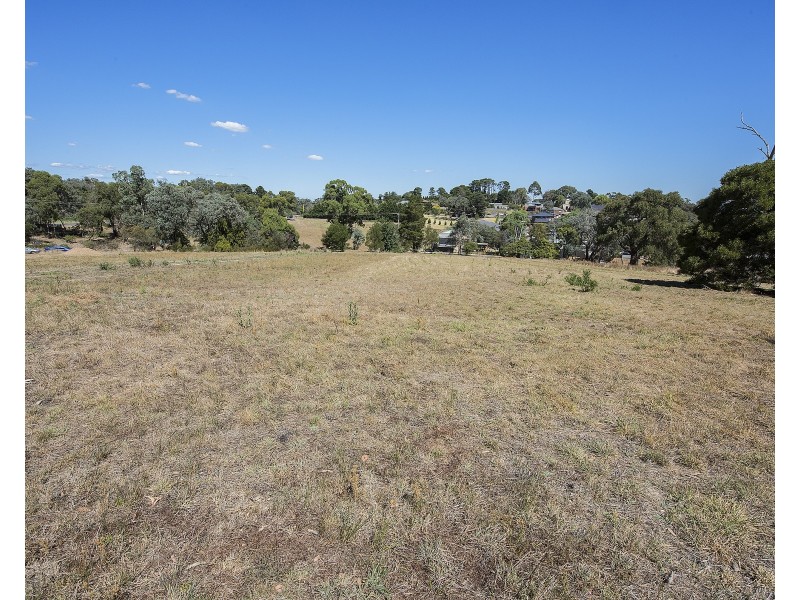 22 River Avenue, Plenty VIC 3090