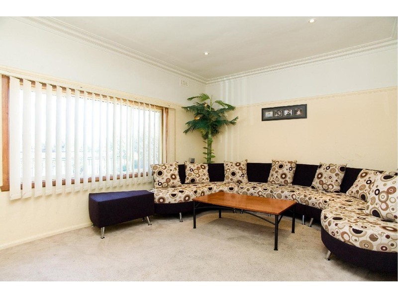 396 Station Street, Lalor VIC 3075