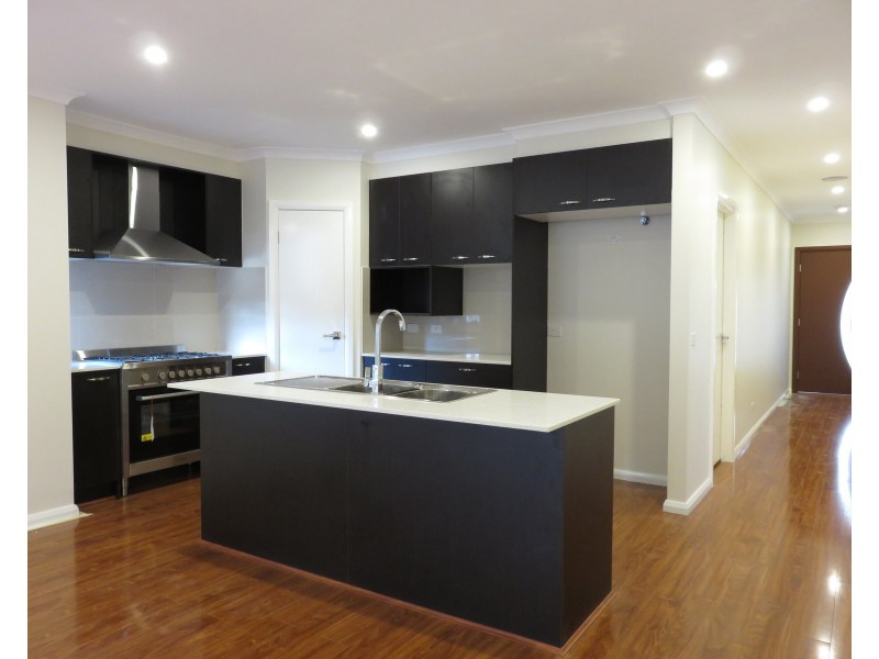 9 Dianella Avenue, Kalkallo VIC 3064