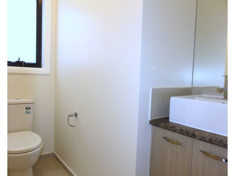 9 Dianella Avenue, Kalkallo VIC 3064