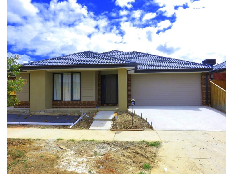 16 Jolimont Avenue, Mickleham VIC 3064
