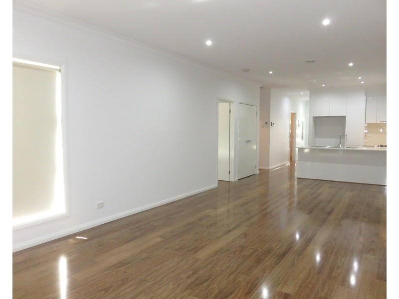 883 Edgars Road, Epping VIC 3076