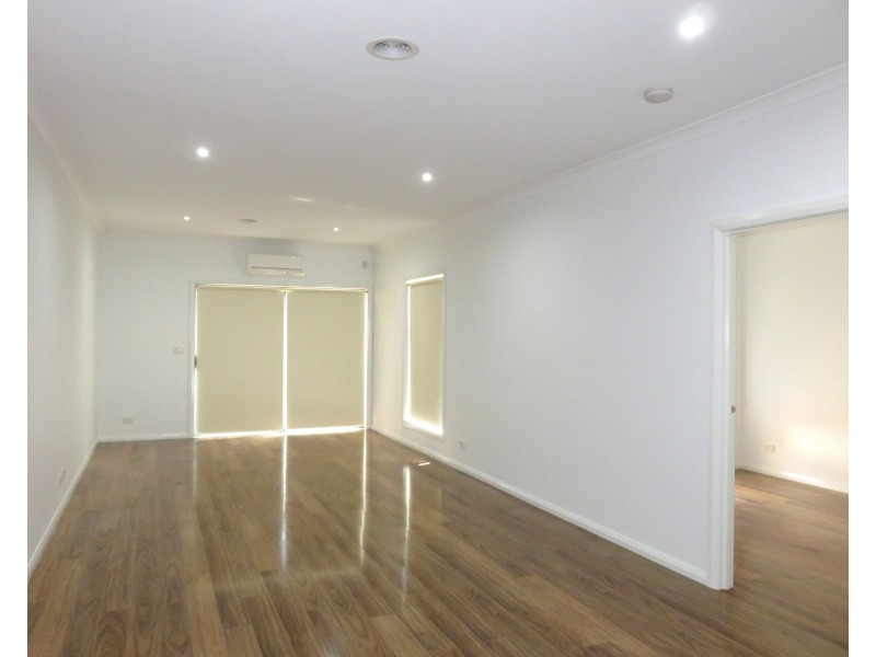 883 Edgars Road, Epping VIC 3076