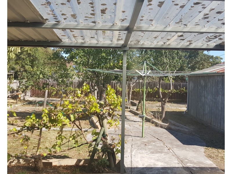 23 Bickley Avenue, Thomastown VIC 3074