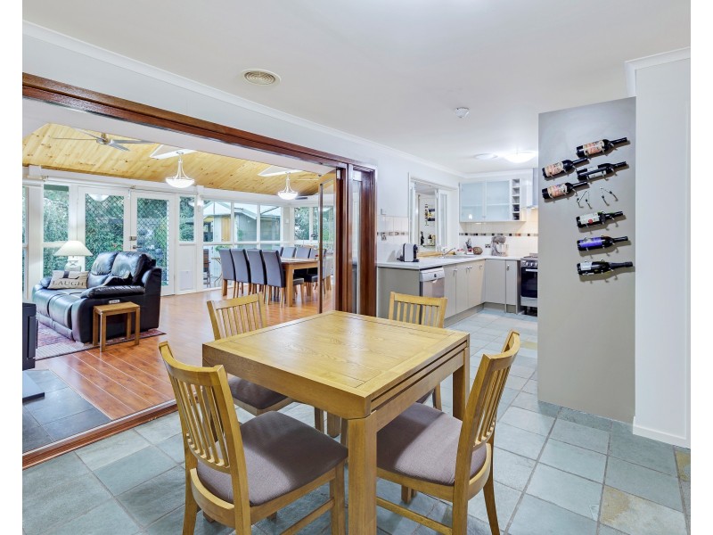 16 Athena Place, Epping VIC 3076