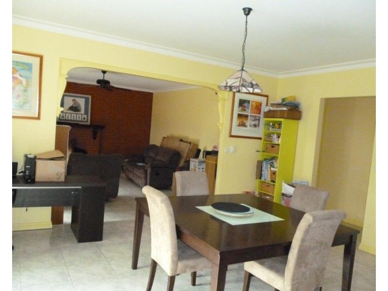 2 Silverthorn Court, Mill Park VIC 3082