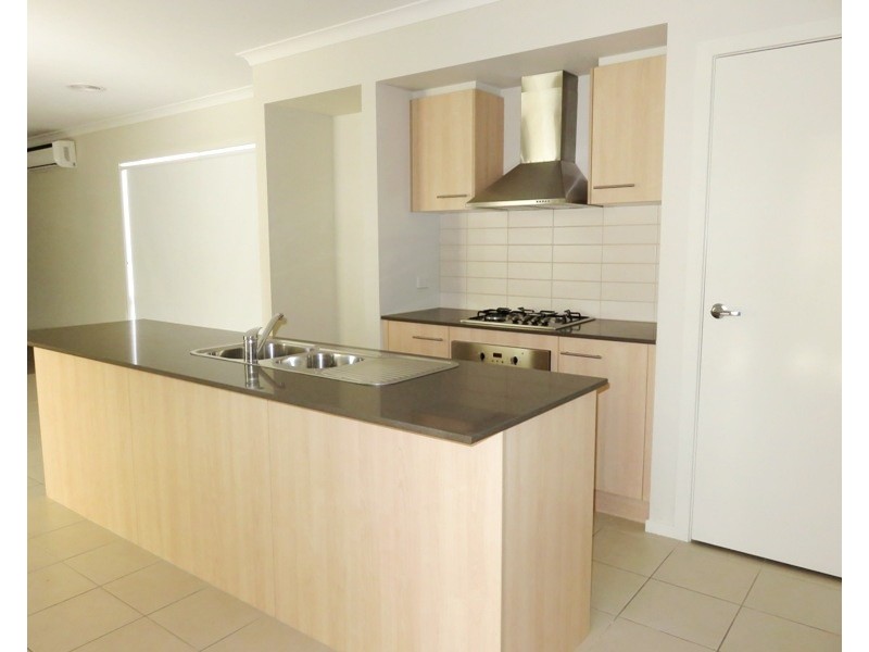 3 Blaimore Way, Mernda VIC 3754