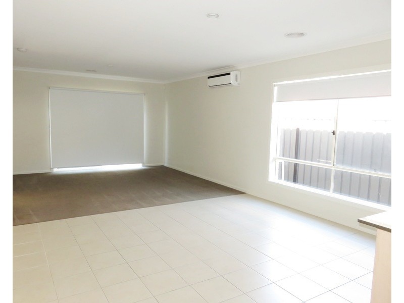 3 Blaimore Way, Mernda VIC 3754