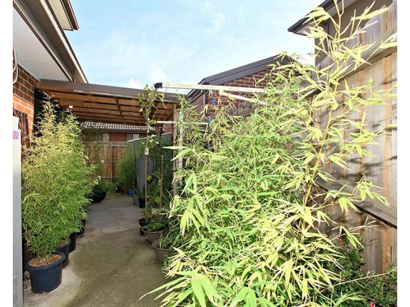 1/60 Rufus Street, Epping VIC 3076