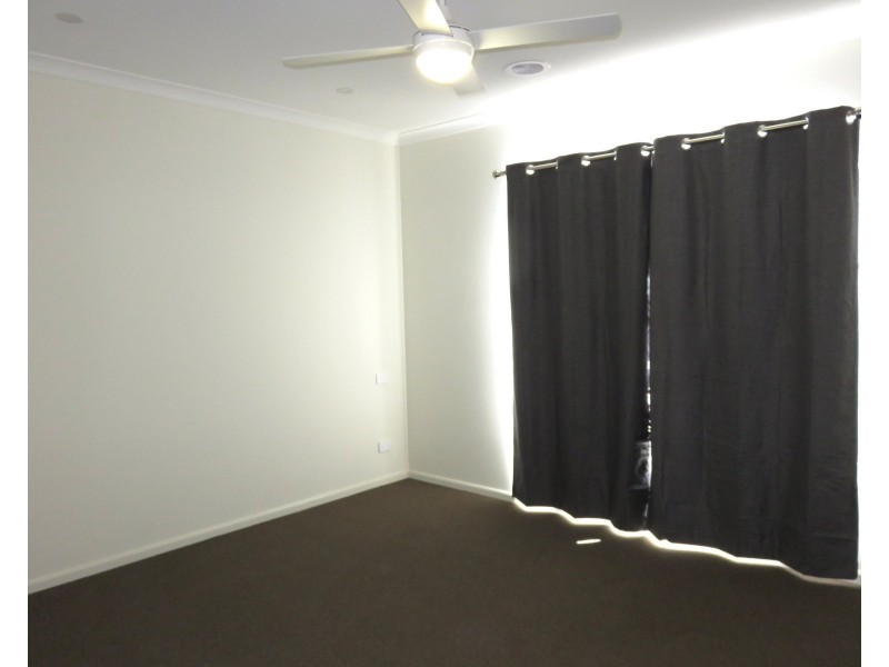 10 Mattamber Road, Wollert VIC 3750