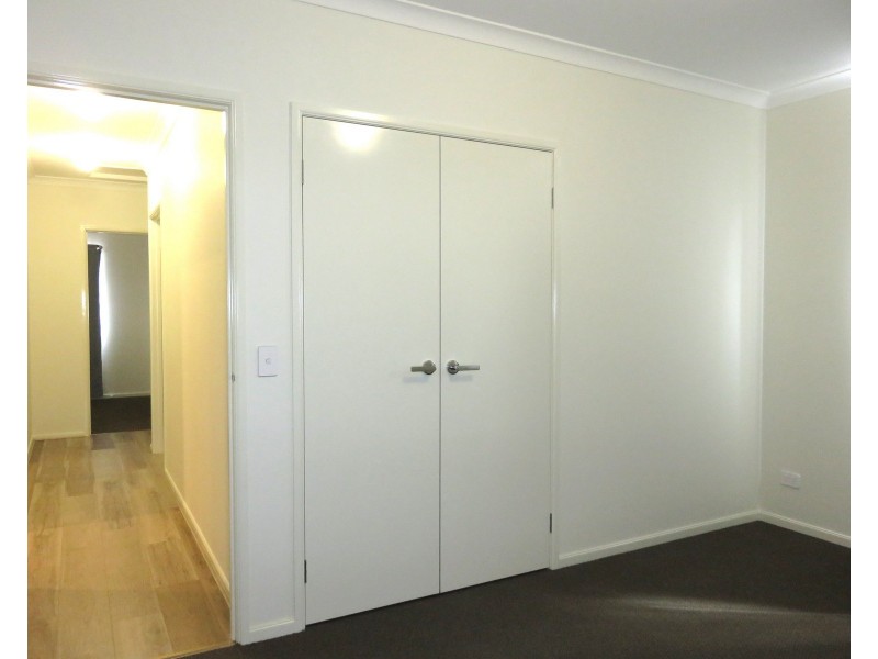 10 Mattamber Road, Wollert VIC 3750