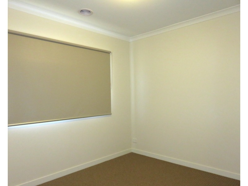 3 Mountleigh Circuit, Craigieburn VIC 3064