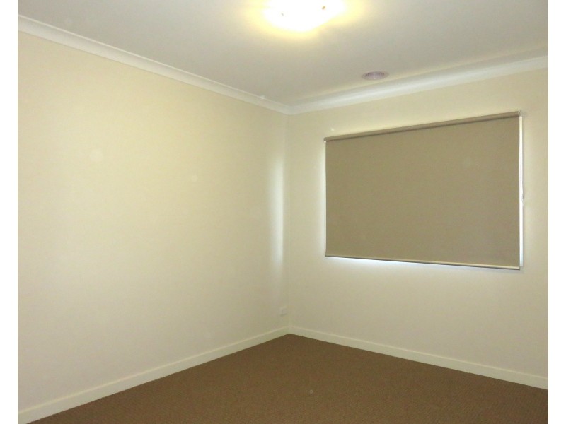 3 Mountleigh Circuit, Craigieburn VIC 3064