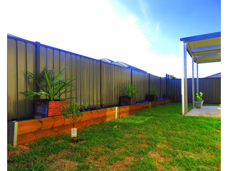 3 Mountleigh Circuit, Craigieburn VIC 3064