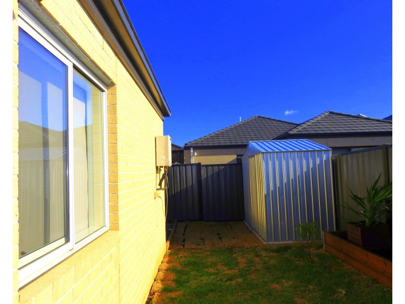 3 Mountleigh Circuit, Craigieburn VIC 3064