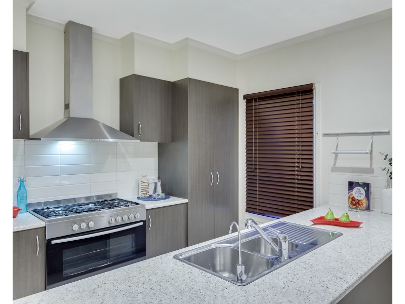 50 Broadleaf Drive, Epping VIC 3076