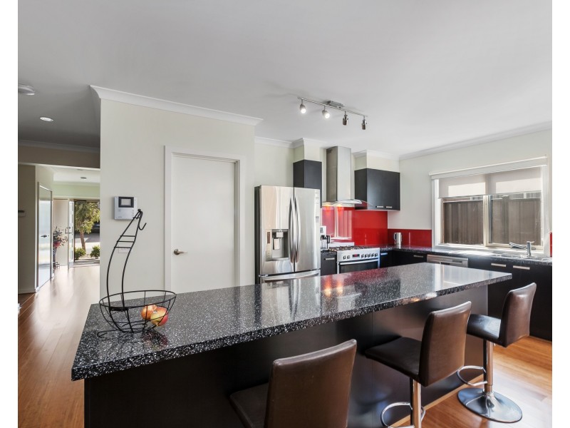 5 Faith Road, Craigieburn VIC 3064