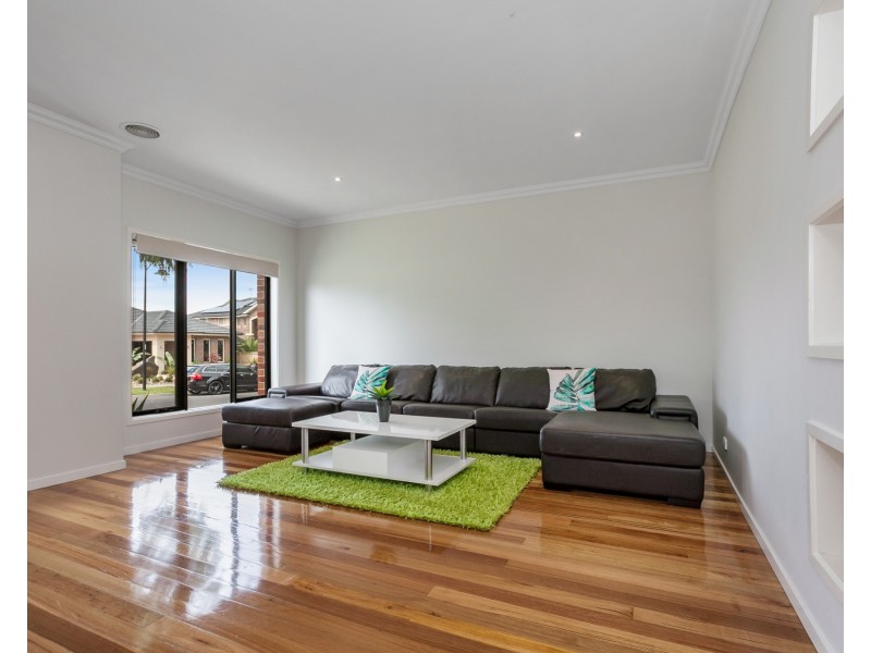 32 Echuca Way, Epping VIC 3076