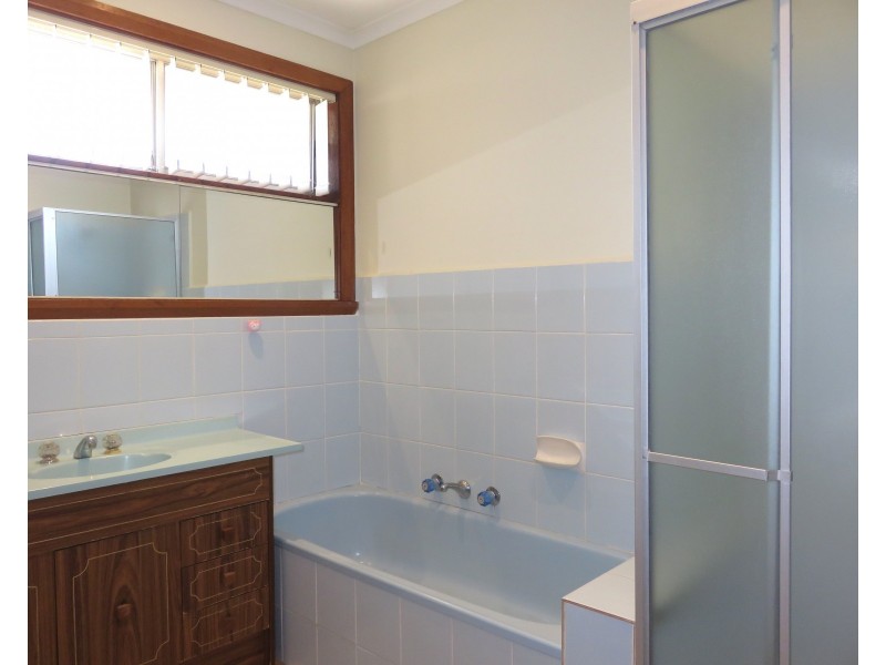 121 Kingsway Drive, Lalor VIC 3075