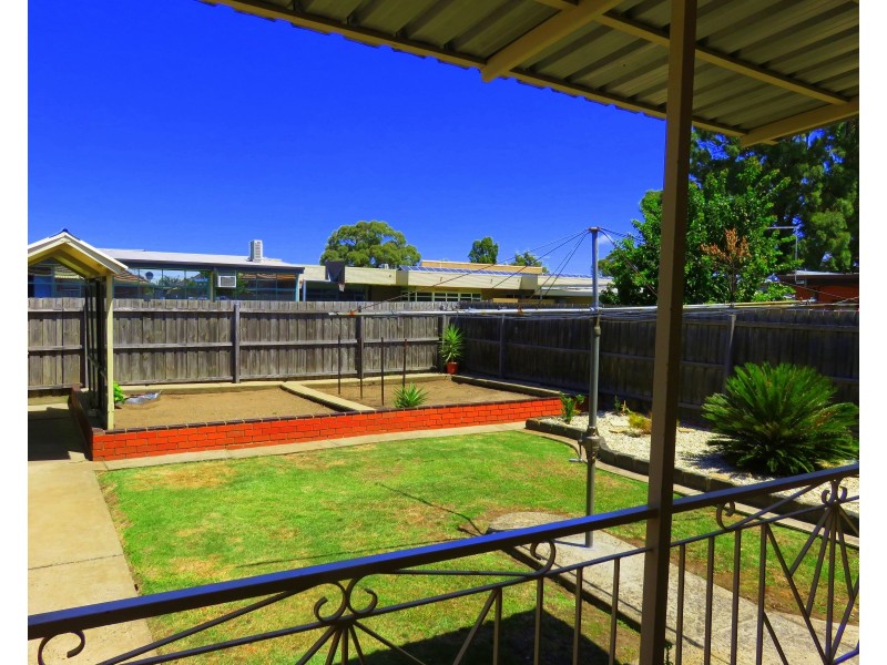 121 Kingsway Drive, Lalor VIC 3075