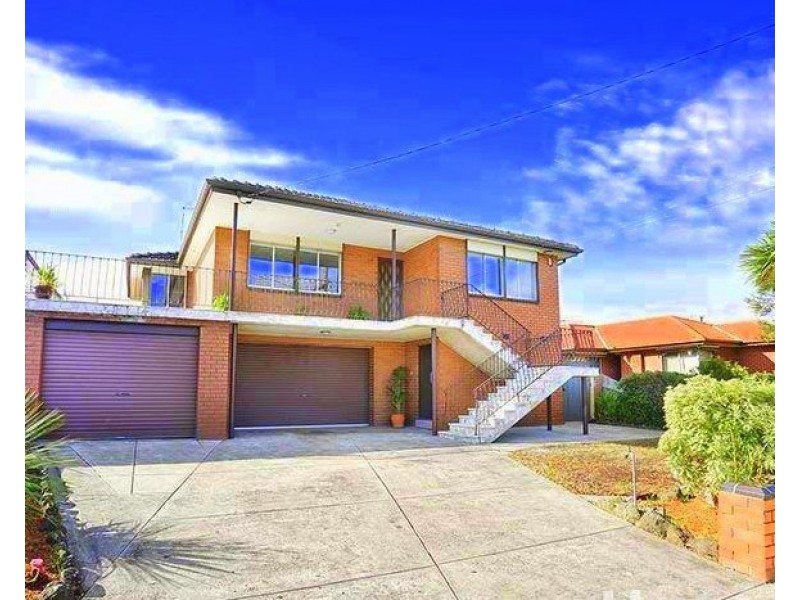 24 Pinewood Drive, Thomastown VIC 3074