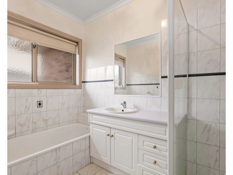 1/35-37 William Street, Greensborough VIC 3088