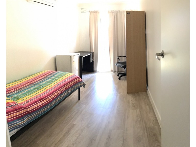 Rooms @ 5 Merryn Close, Bundoora VIC 3083