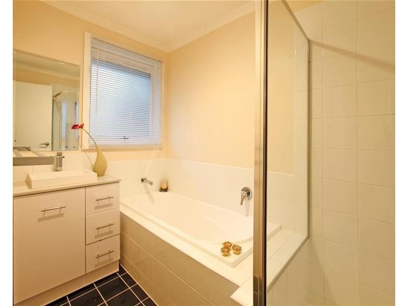 Rooms @ 5 Merryn Close, Bundoora VIC 3083