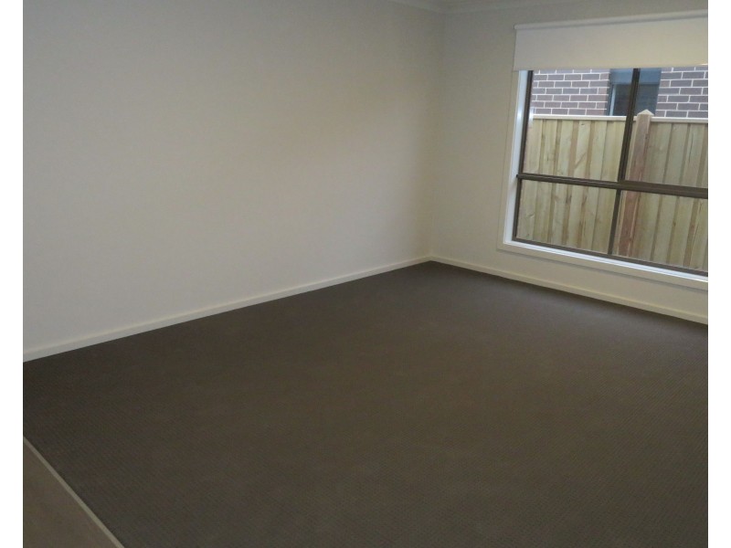 22 Bendigo Street, Mickleham VIC 3064