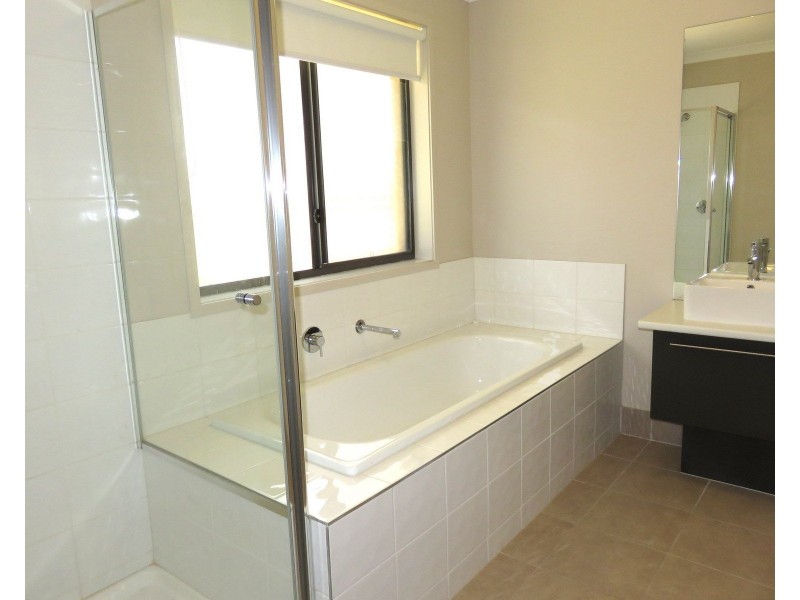 199 Kingsway Drive, Lalor VIC 3075