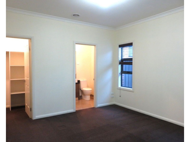 10 Bancroft Street, Wollert VIC 3750