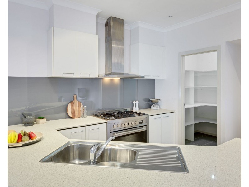 49 Wuchatsch Avenue, Epping VIC 3076