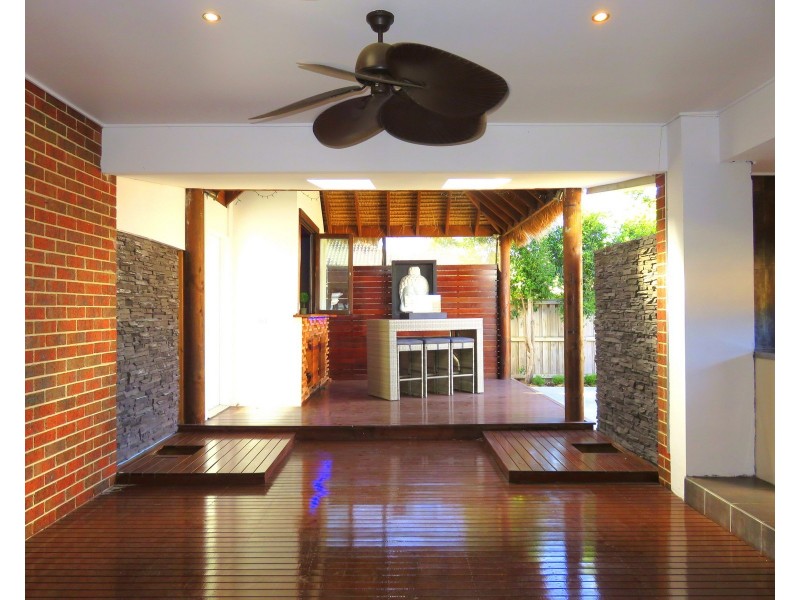 4 Kelso Street, Craigieburn VIC 3064