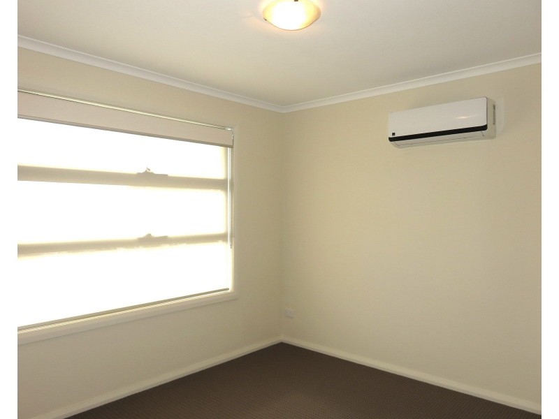 3/8 Prince Andrew Avenue, Lalor VIC 3075