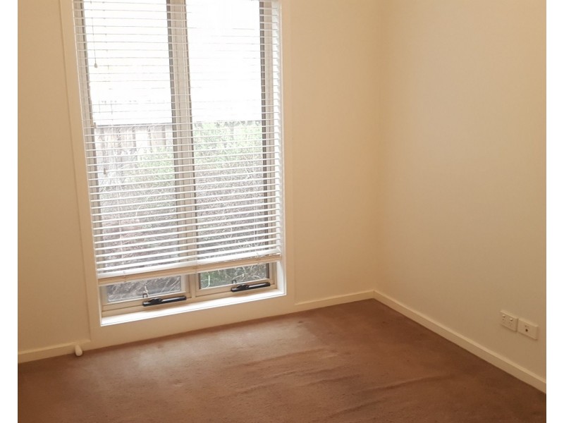 8 Chatsworth Avenue, Mernda VIC 3754