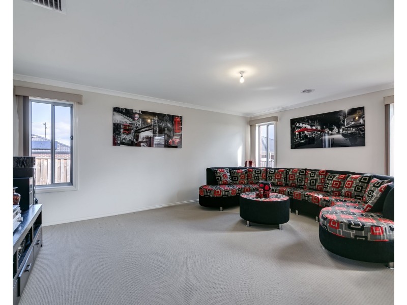4 Mombassa Drive, Wollert VIC 3750