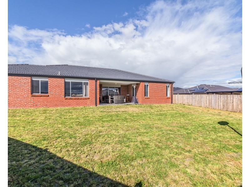 4 Mombassa Drive, Wollert VIC 3750