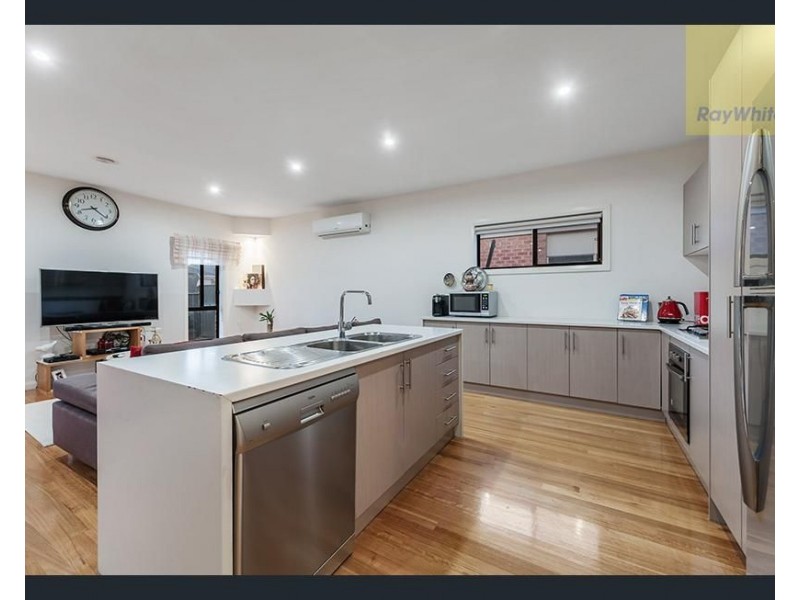 29 Somersby Road, Craigieburn VIC 3064