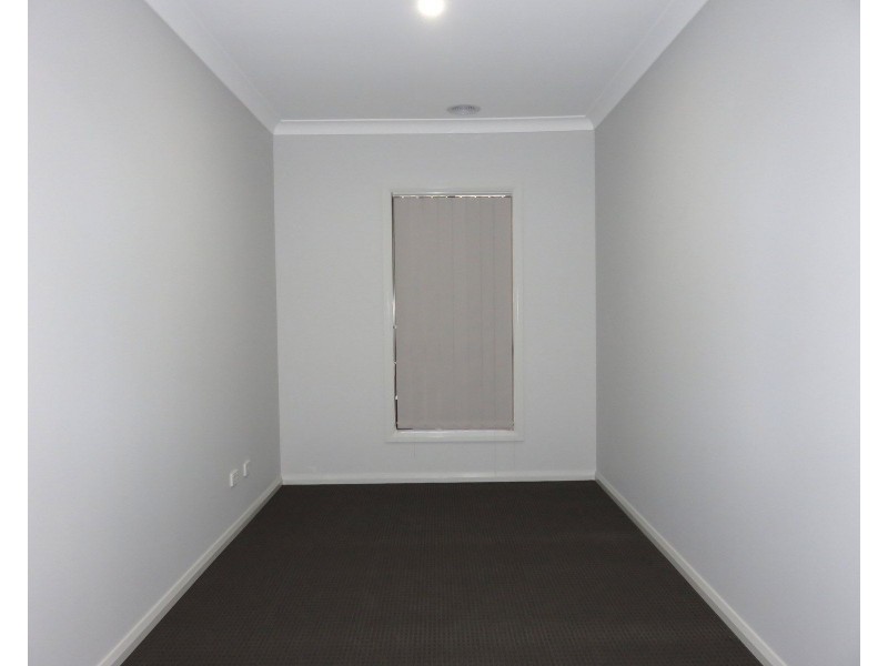 240 Harvest Home Road, Epping VIC 3076