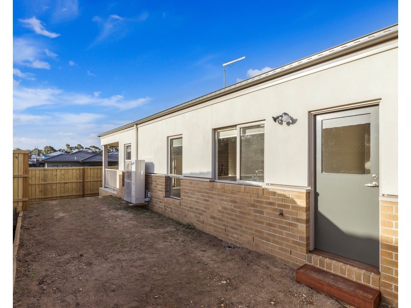2 Erin Way, Doreen VIC 3754