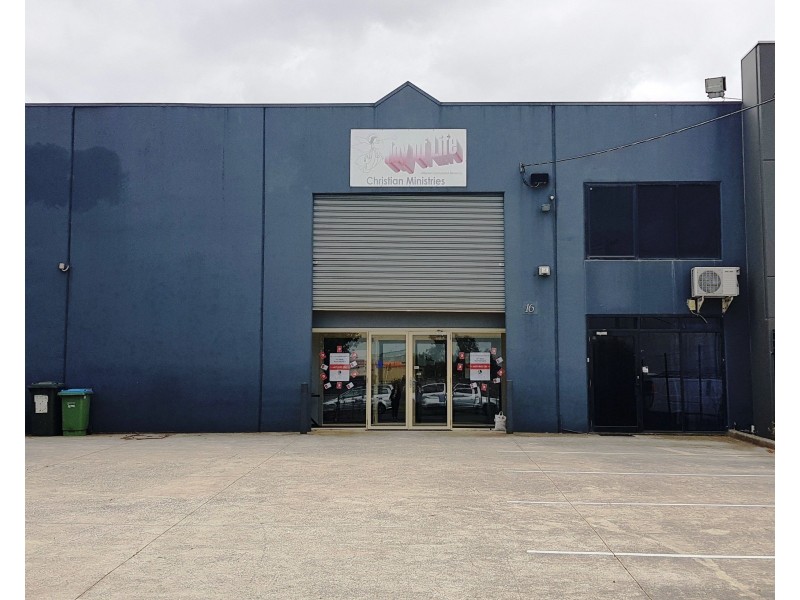 16 Rushwood Drive, Craigieburn VIC 3064