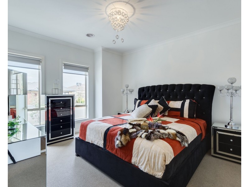 50 Moor Park Drive, Craigieburn VIC 3064