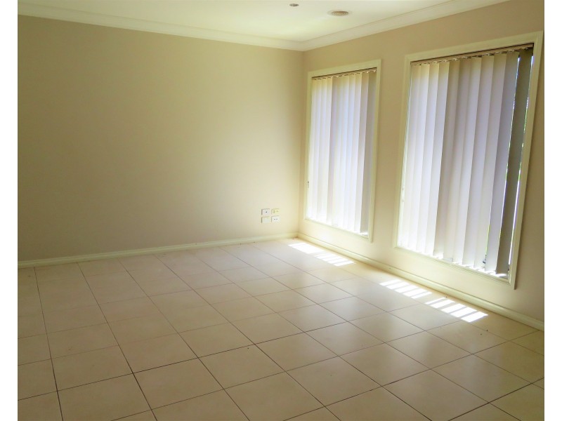 1 Jindabyne Avenue, South Morang VIC 3752