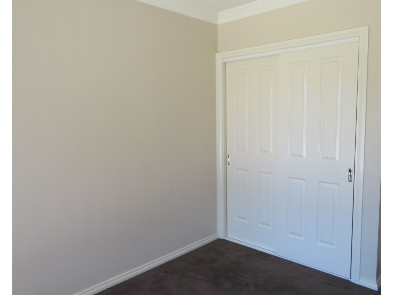 1 Jindabyne Avenue, South Morang VIC 3752