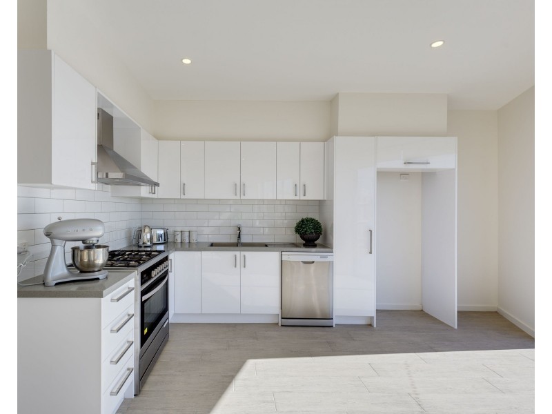 1/16 Joan Court, Reservoir VIC 3073